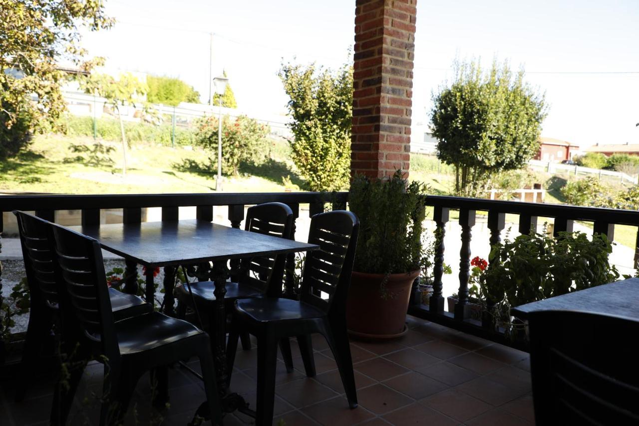 Apartamentos La Gloria Santillana del Mar Exterior photo